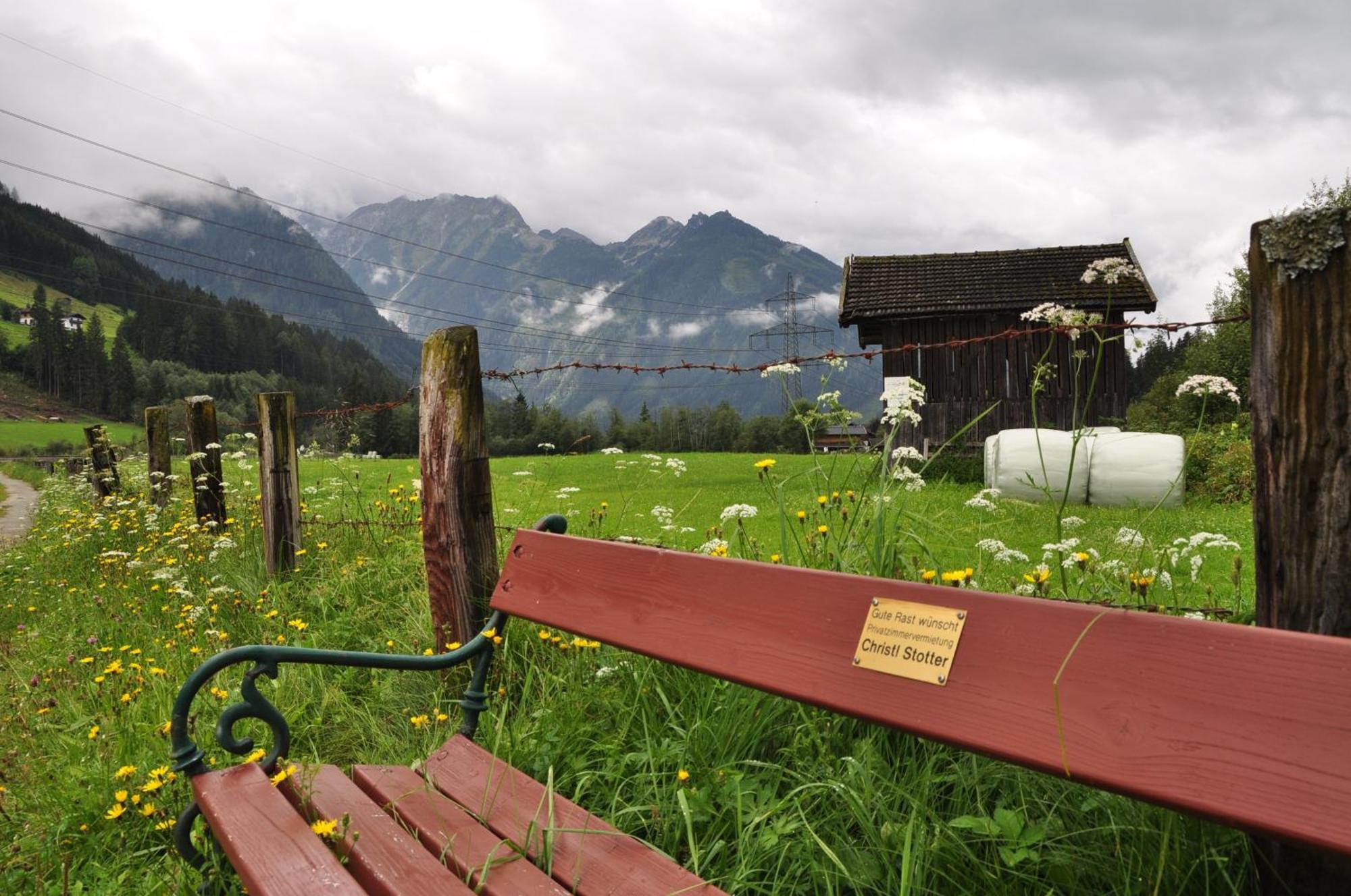 Gaestehaus Stotter Neukirchen am Grossvenediger Luaran gambar